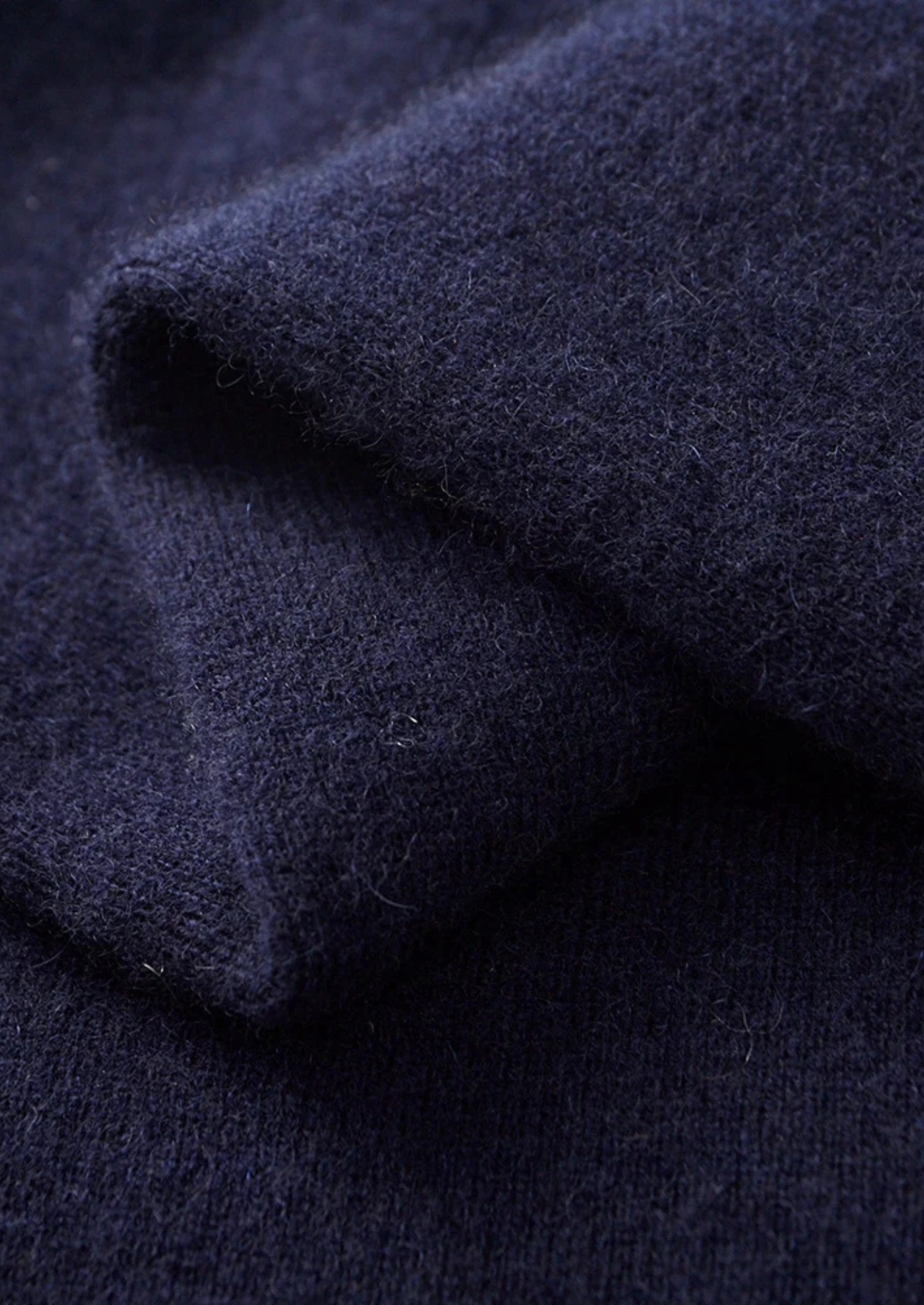 EA | EXTRA-FIJNE WOL POLO CARDIGAN