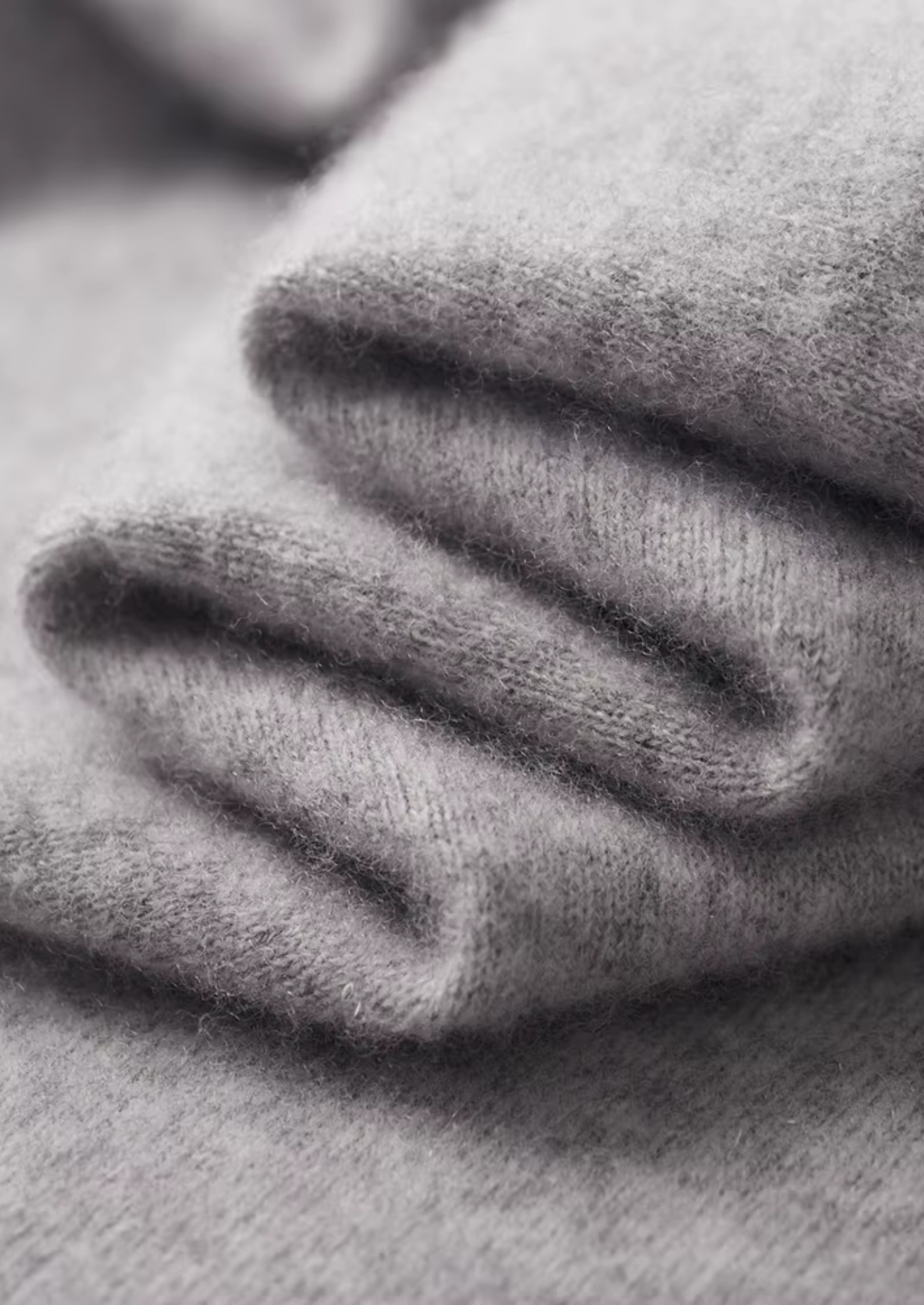 EA | CASHMERE ESSENTIAL SET