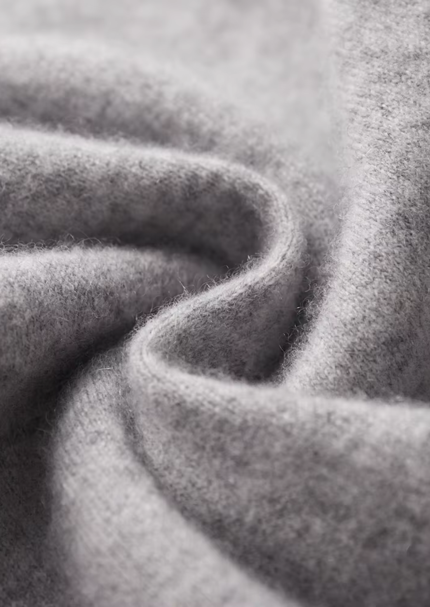 EA | CASHMERE ESSENTIAL SET