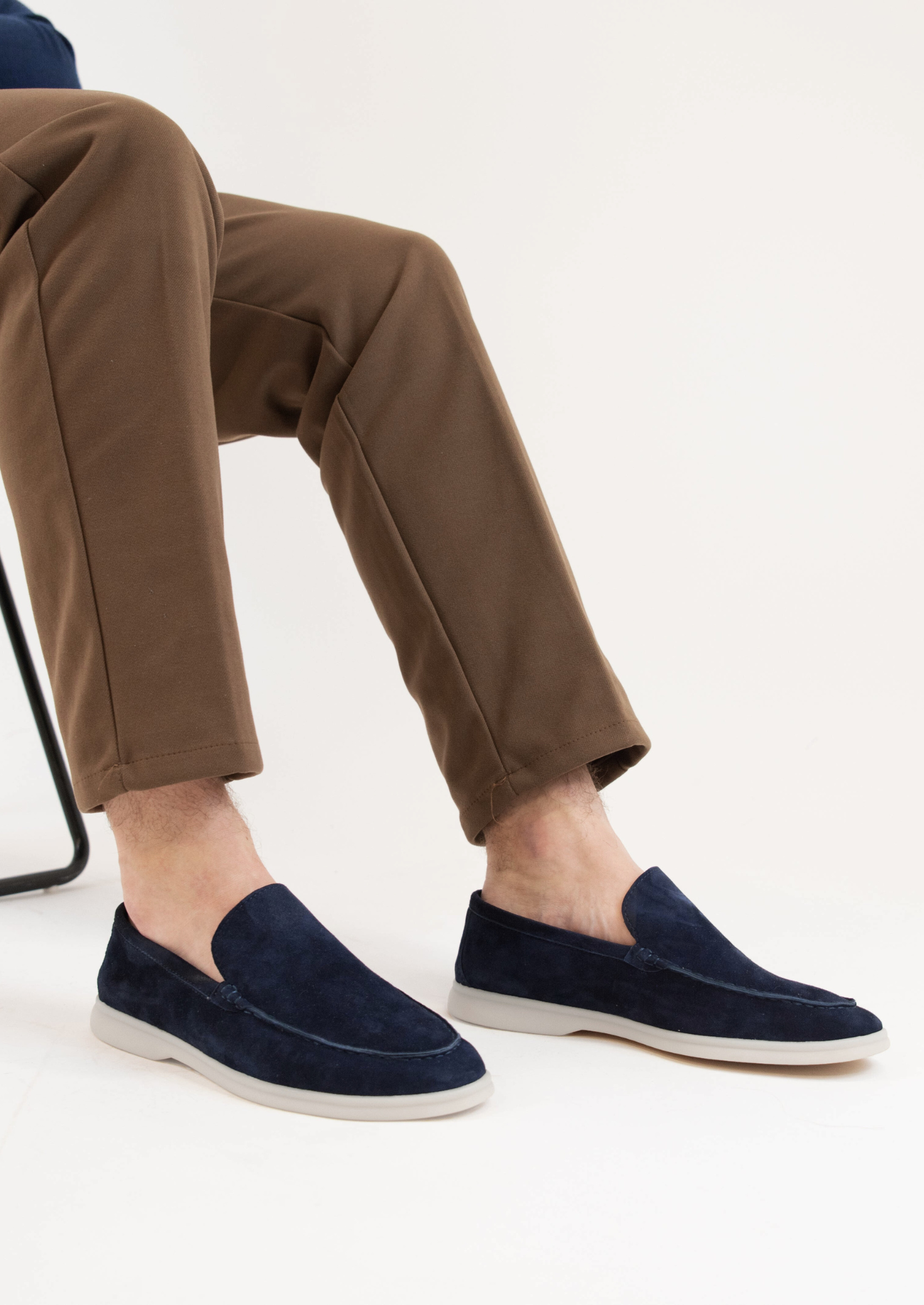 EA | MARIAN SUEDE LOAFERS - BLAUW