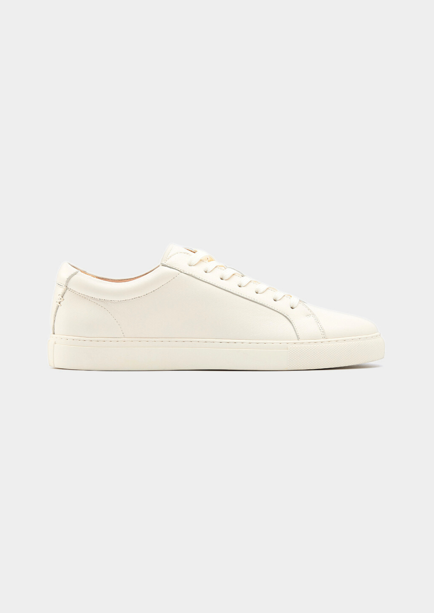 EA | LEREN ESSENTIAL SNEAKER – IVORY