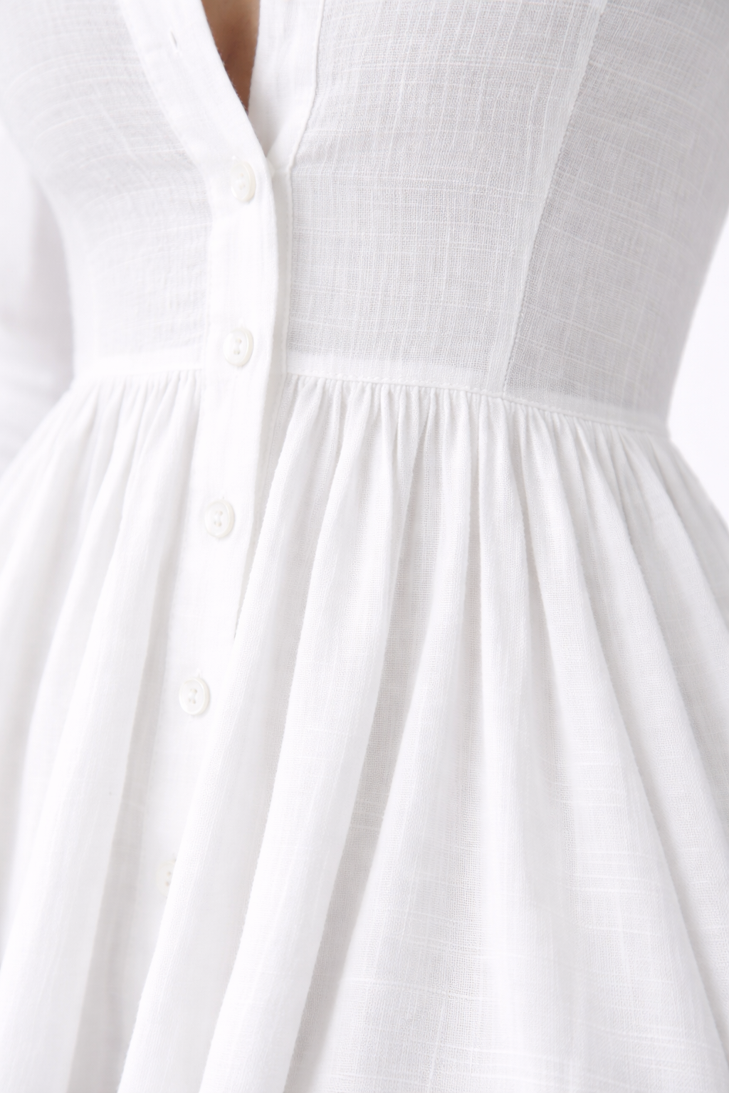 Linara | Minimal Maxi Dress