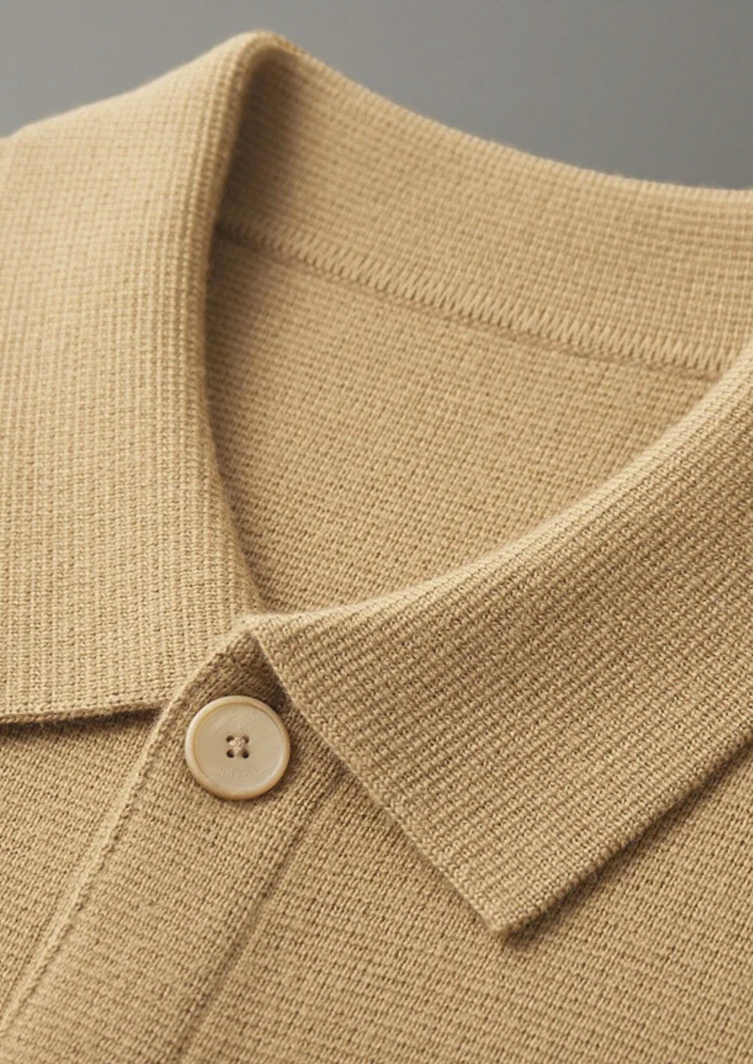 EA | MERINO WOOL BUTTON OVERSHIRT