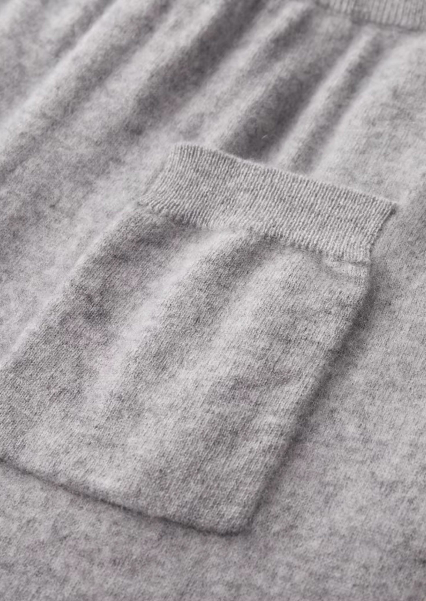 EA | CASHMERE ESSENTIAL SET